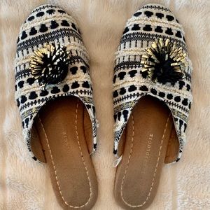 Anthropologie mules